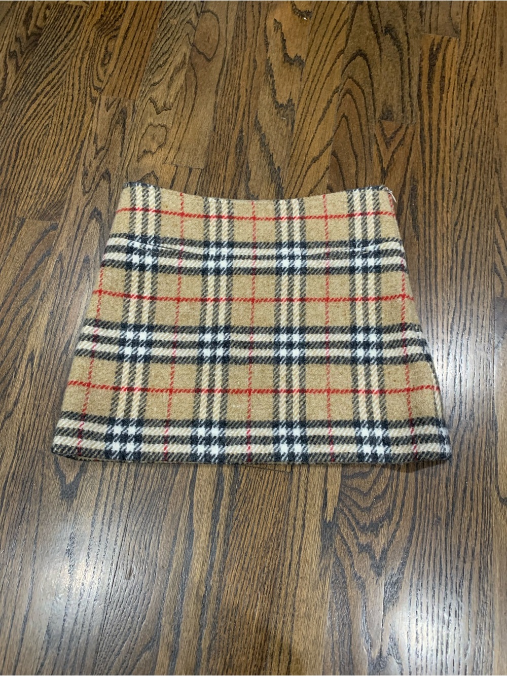 Like New Vintage Burberry Plaid Wool Mini Skirt Made in Italy US 2